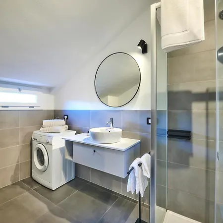 Apartamento Luxury 100mq With Private Terrace With View Near Varenna